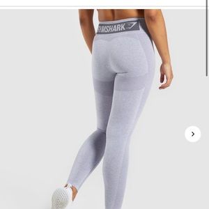 Gymshark High Waisted Flex (Size Medium) Like new